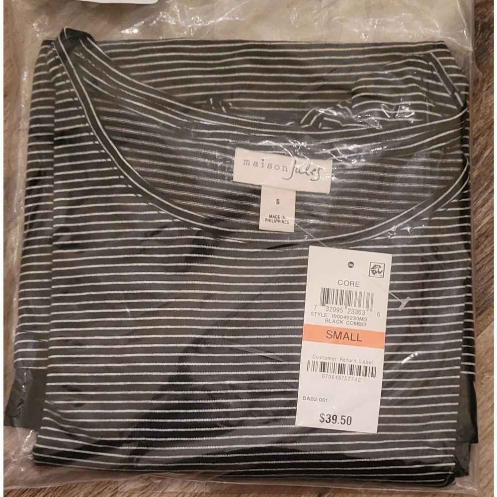 Maison Jules Black White Stripe Top Small NWT - Picture 8 of 9
